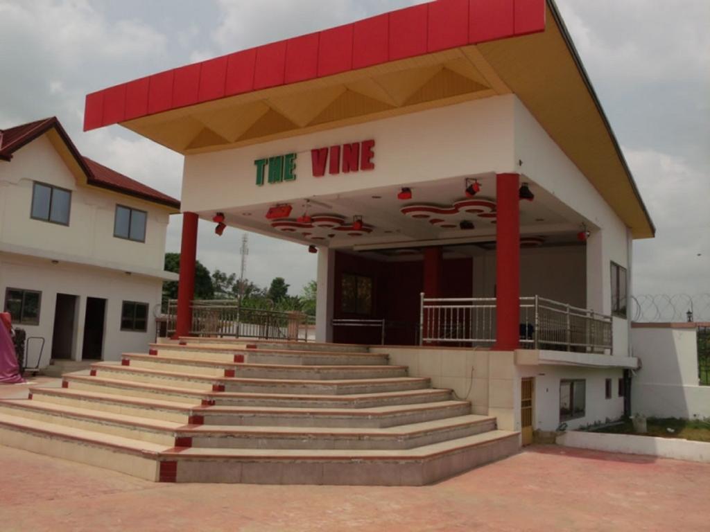 True Vine Hotel Кумасі Екстер'єр фото